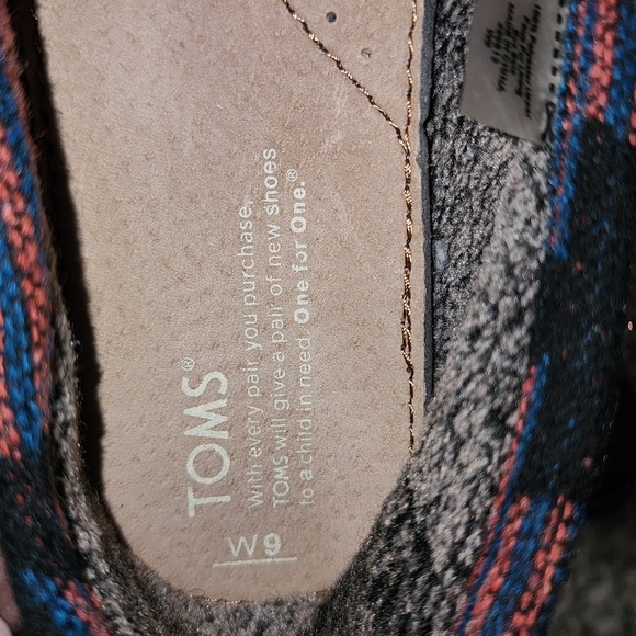 Toms Aztec Print Loafer Flat - Picture 6 of 6